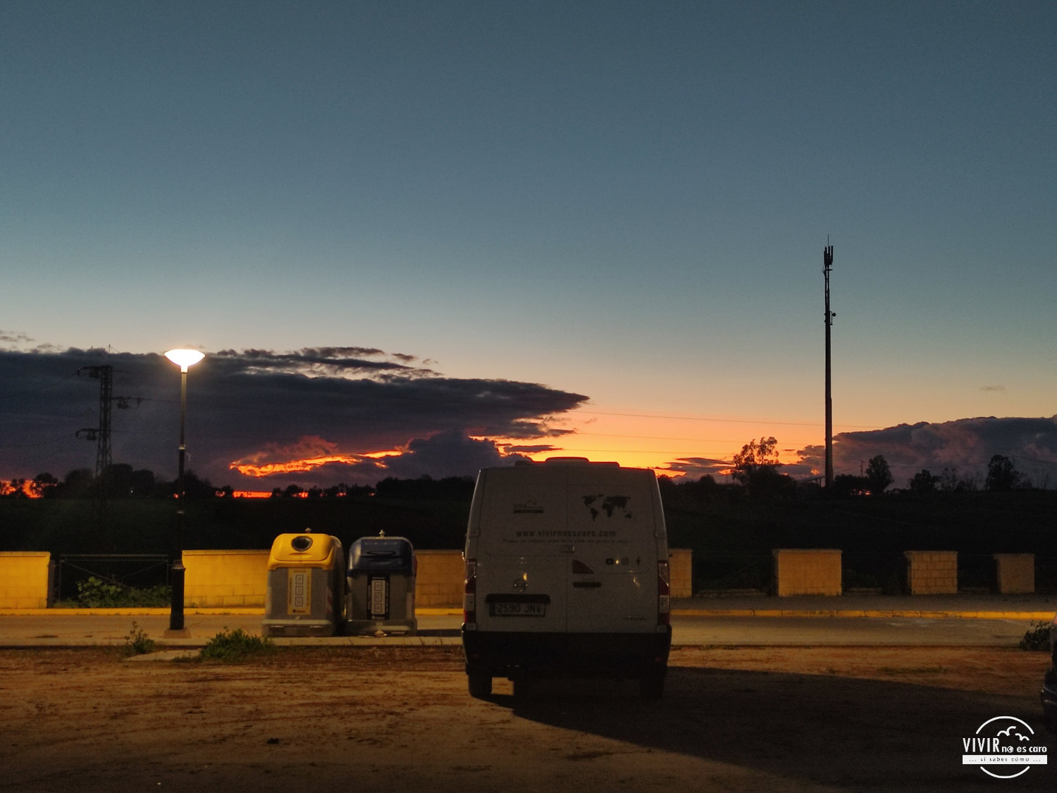 Aparcamiento y pernocta en furgoneta camper en Niebla (Huelva)
