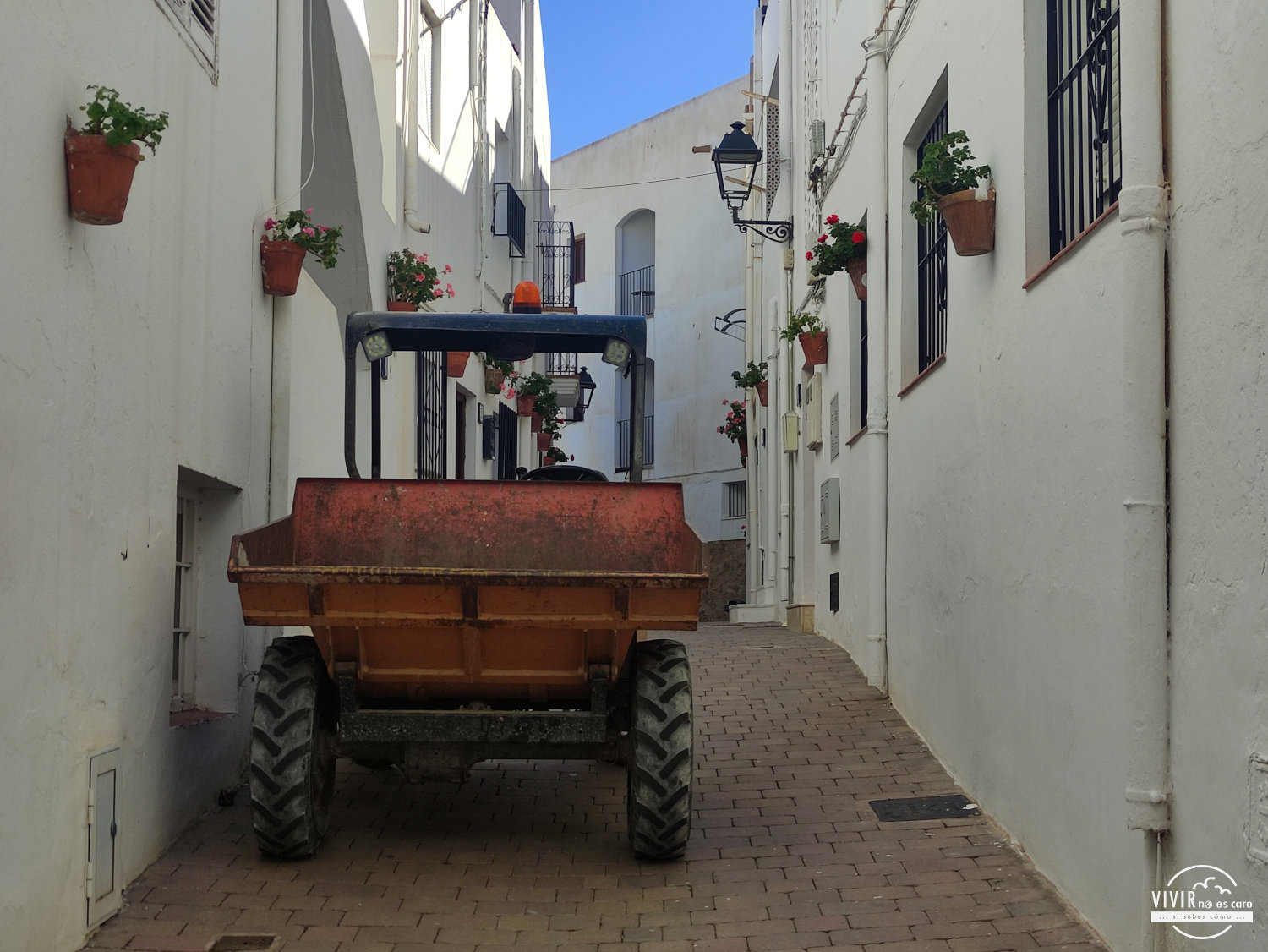 Calles blancas de Mojácar pueblo (Almería)