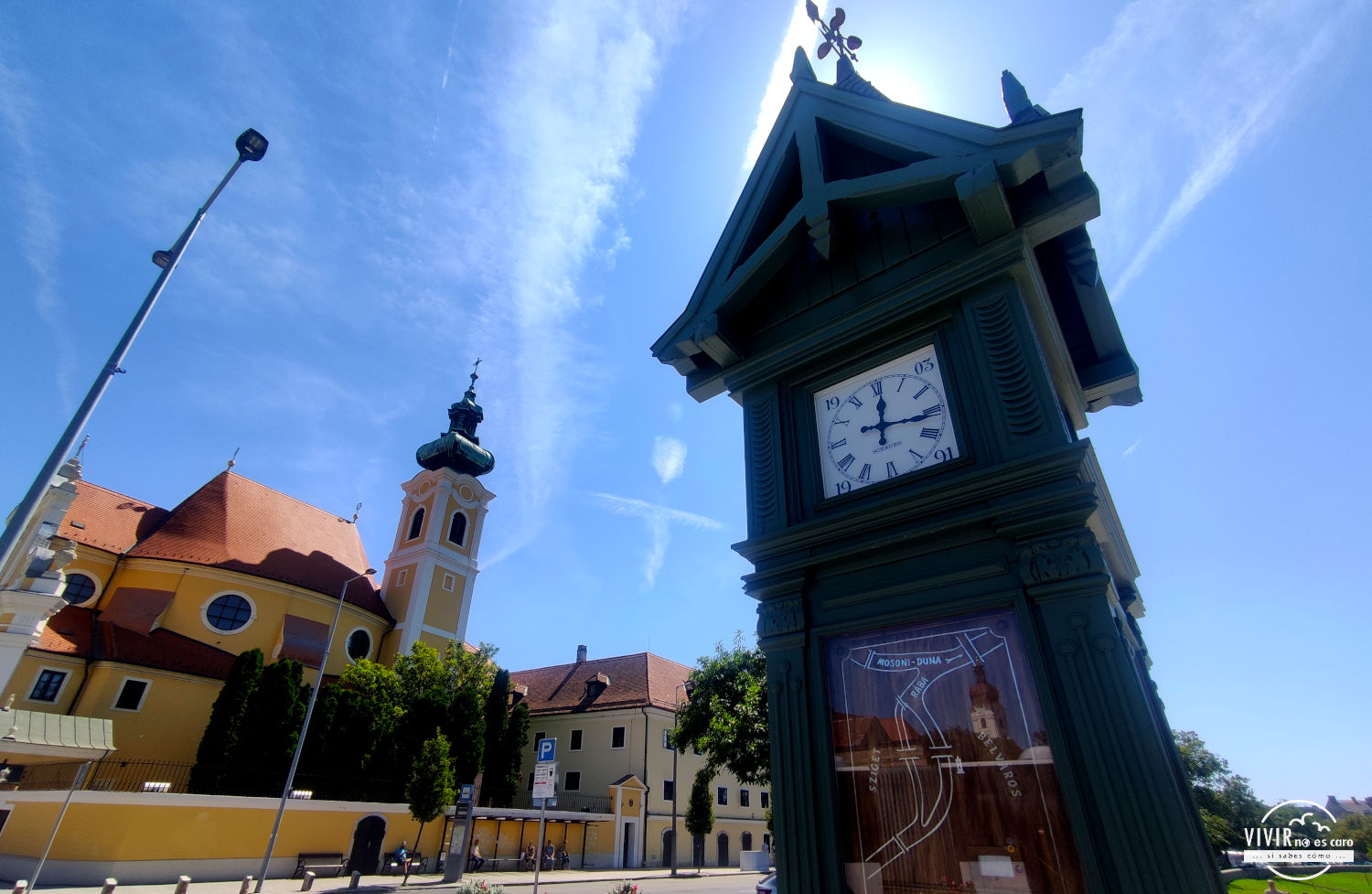 Torre del Reloj en Györ (Hungría)