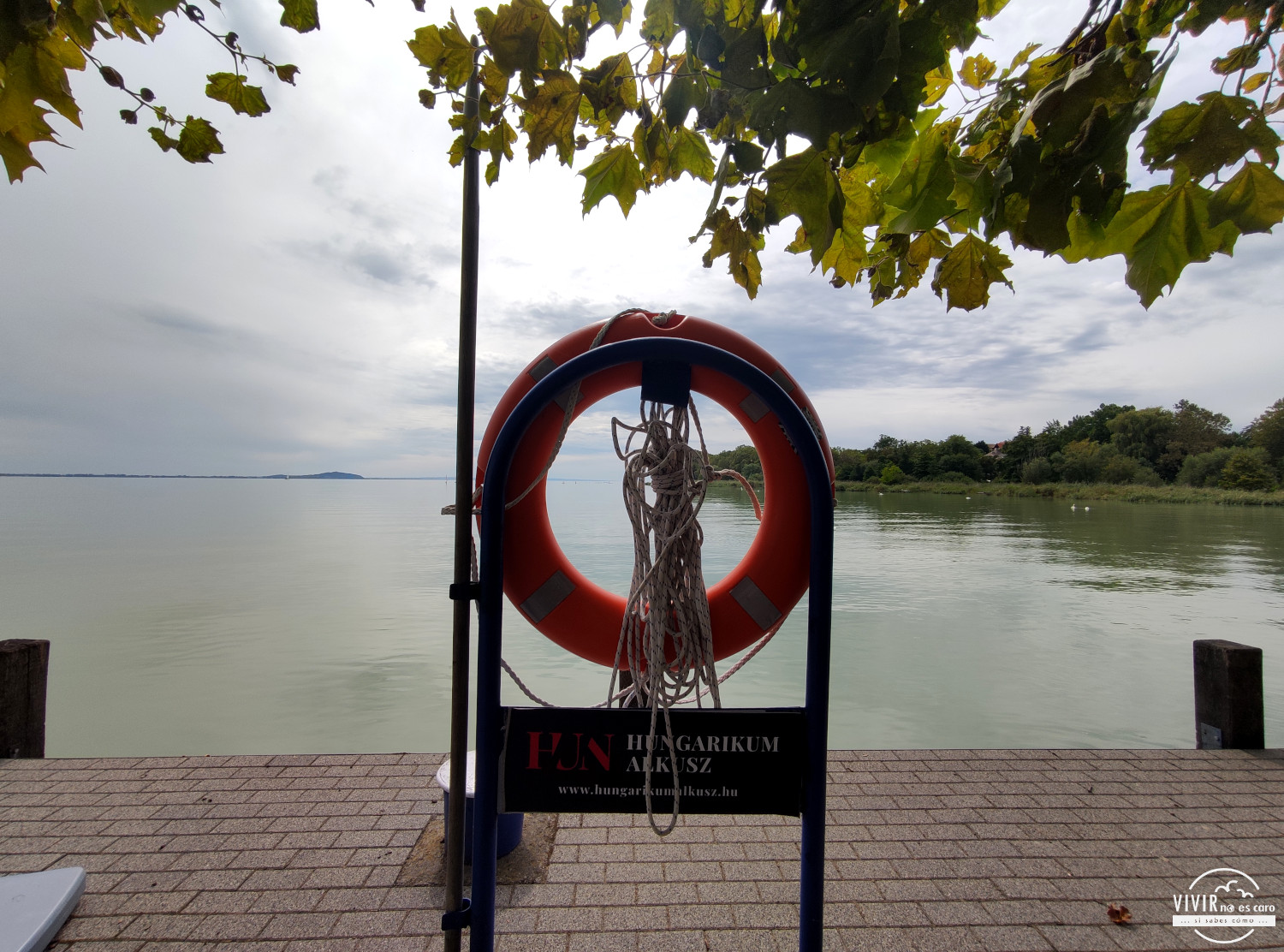 Salvavidas - Barco al Lago Balaton (Hungría)