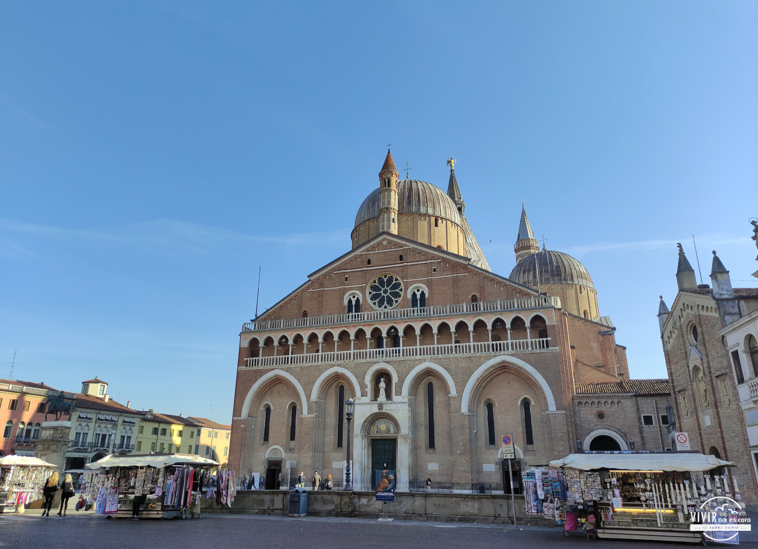 Fachada Basílica de San Antonio de Padua (Italia)