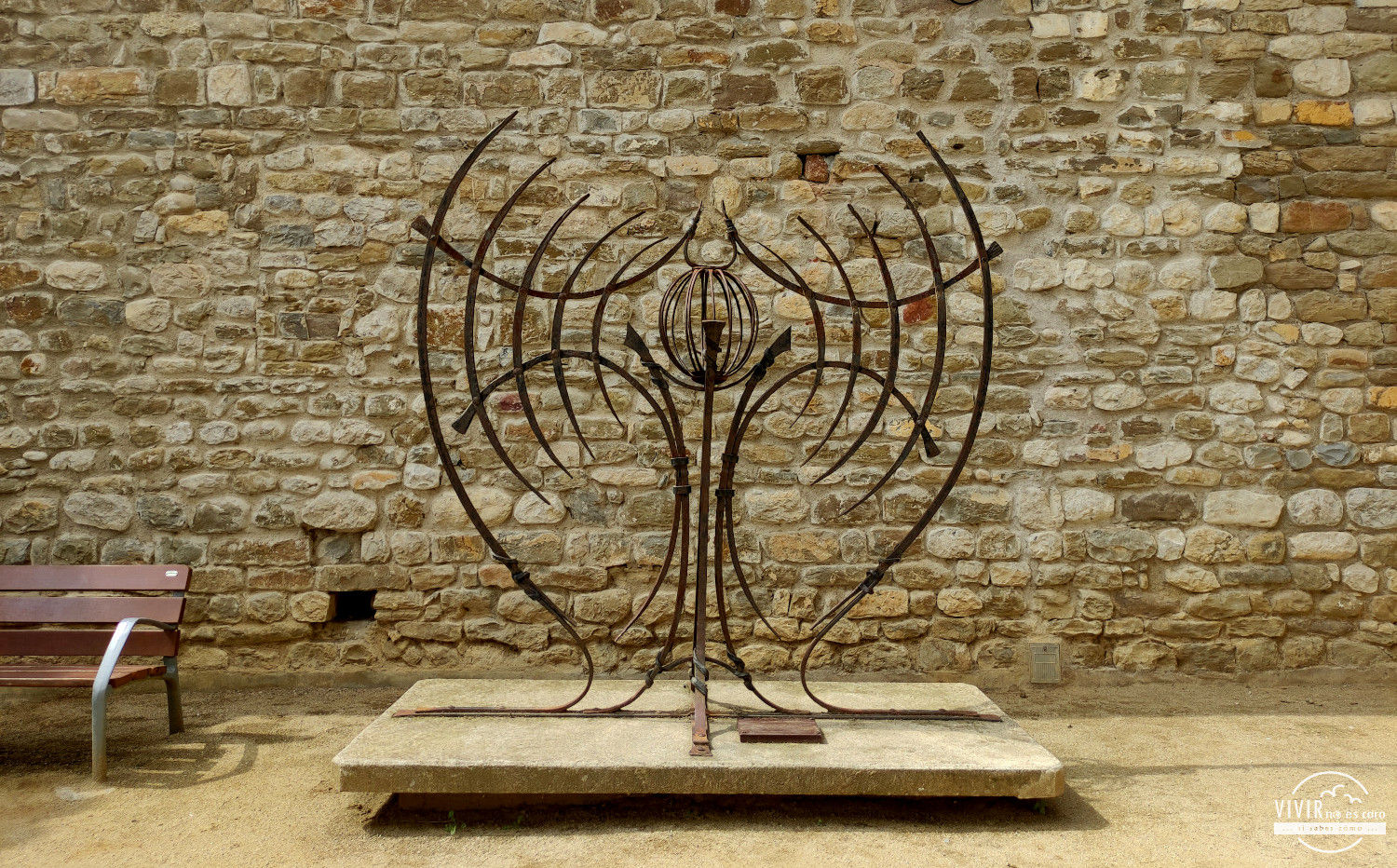Escultura en forja en Besalú (Gerona)