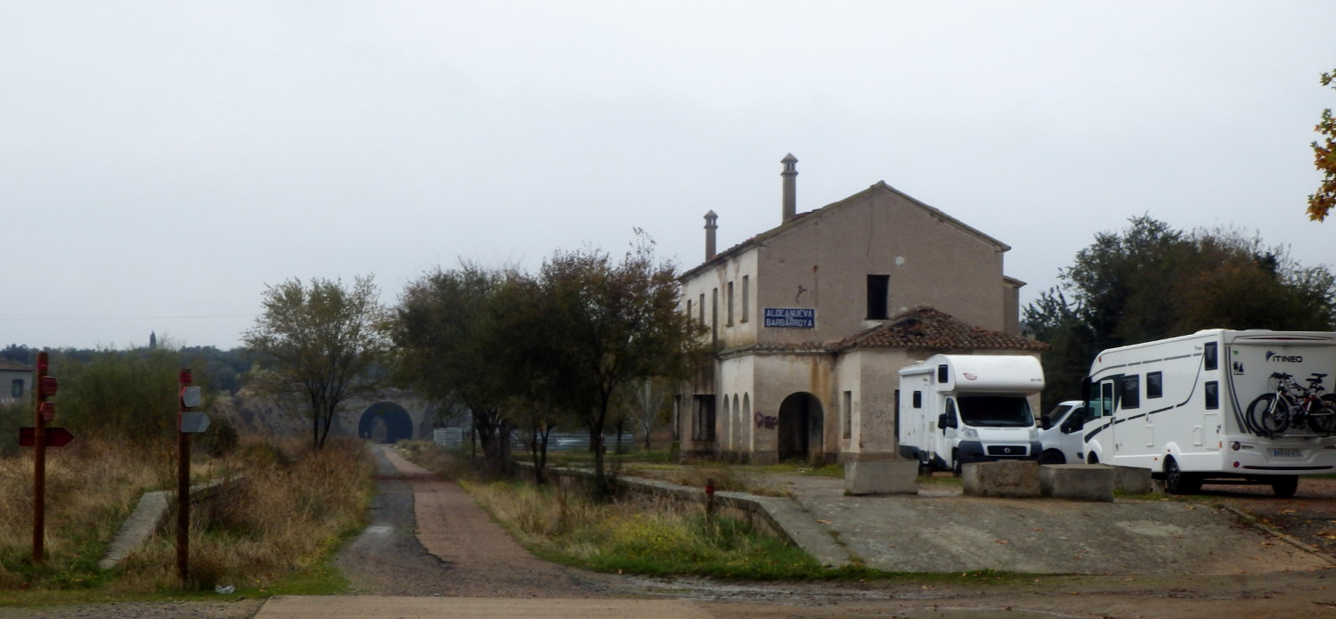 Estación de Aldeanueva de Barbarroya - Vía Verde de la Jara