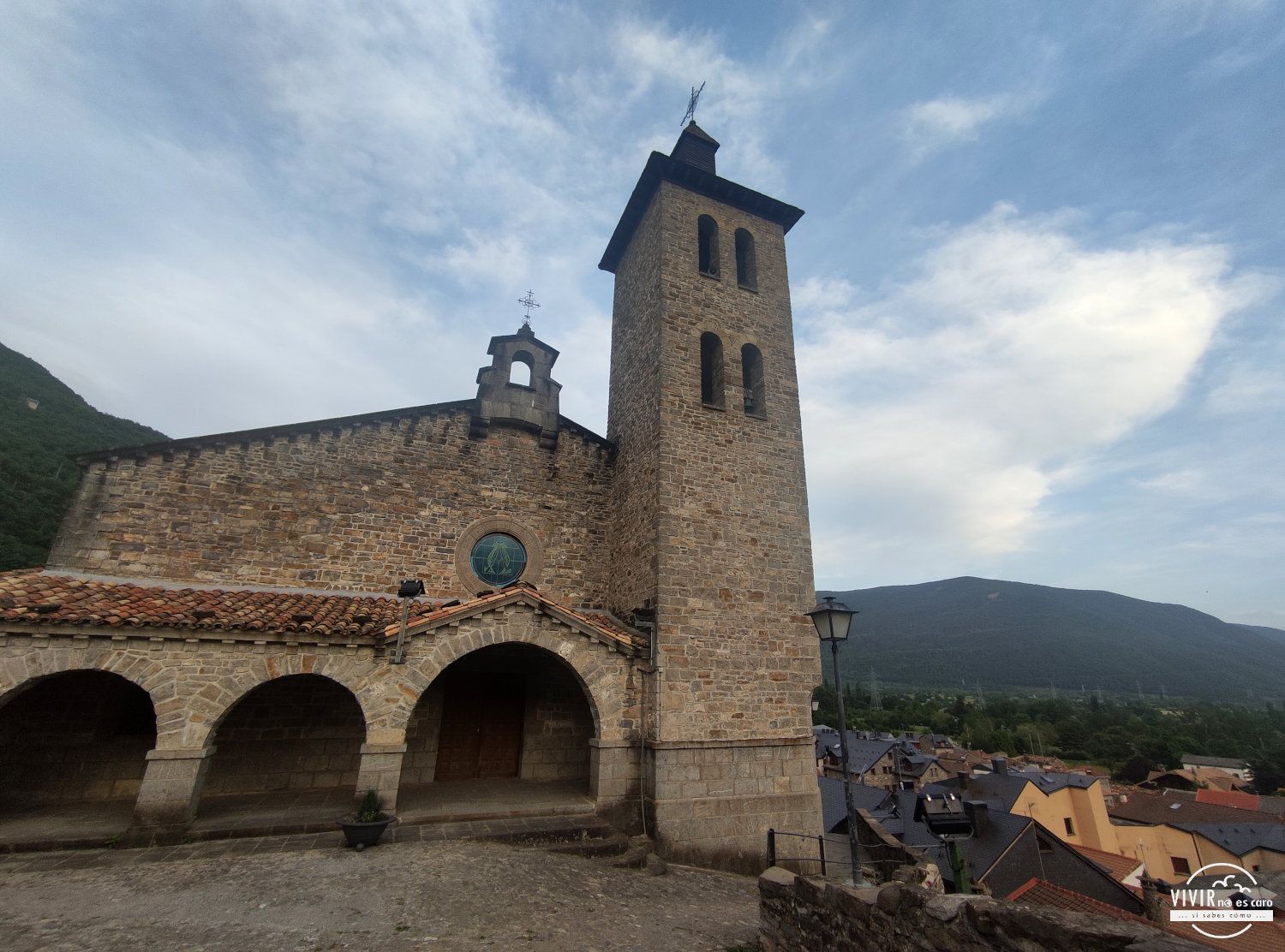 Iglesia de San Salvador (Biescas)