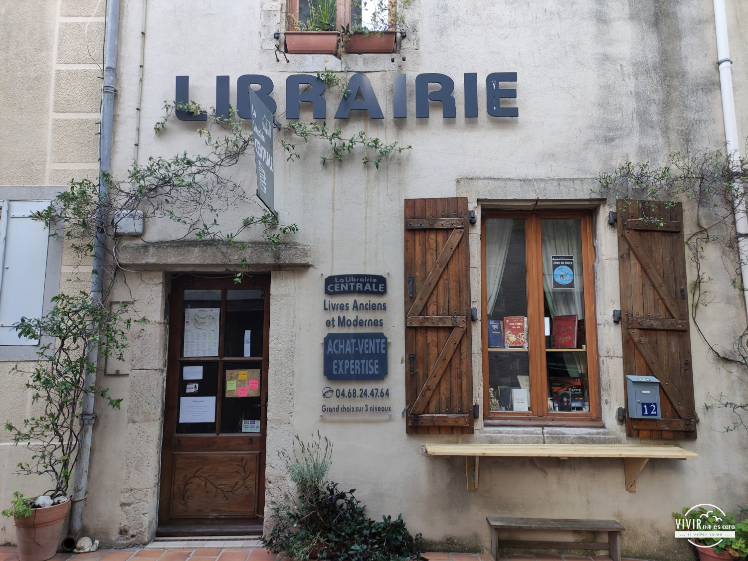 Librería con encanto en Montolieu (Francia)