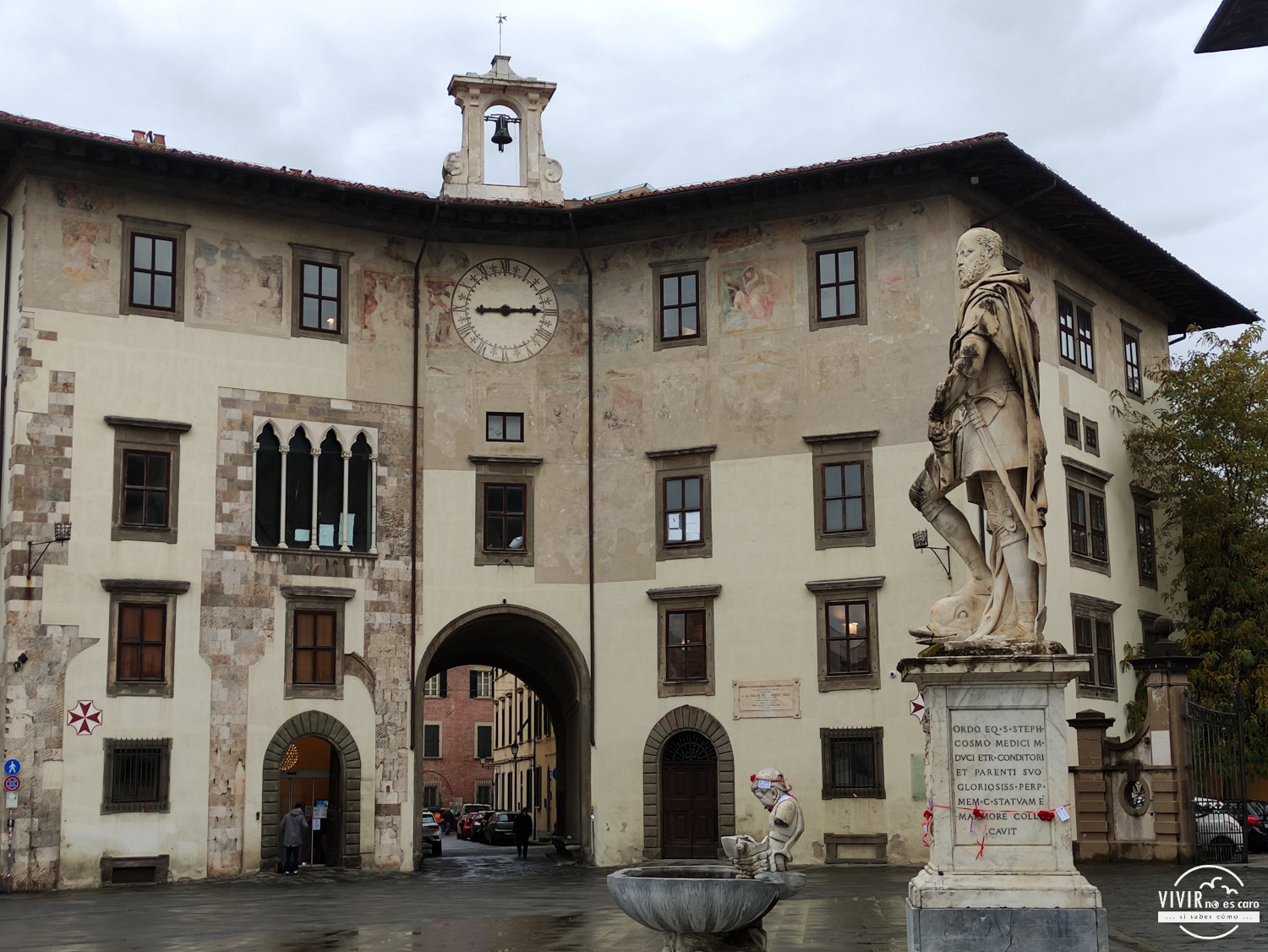 Palazzo dell Orologio Piazza dei Cavalieri (PIsa, Italia)