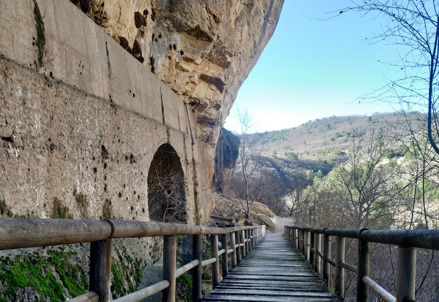 Pasarela a la cueva de la Ramera (Hoz de Beteta)