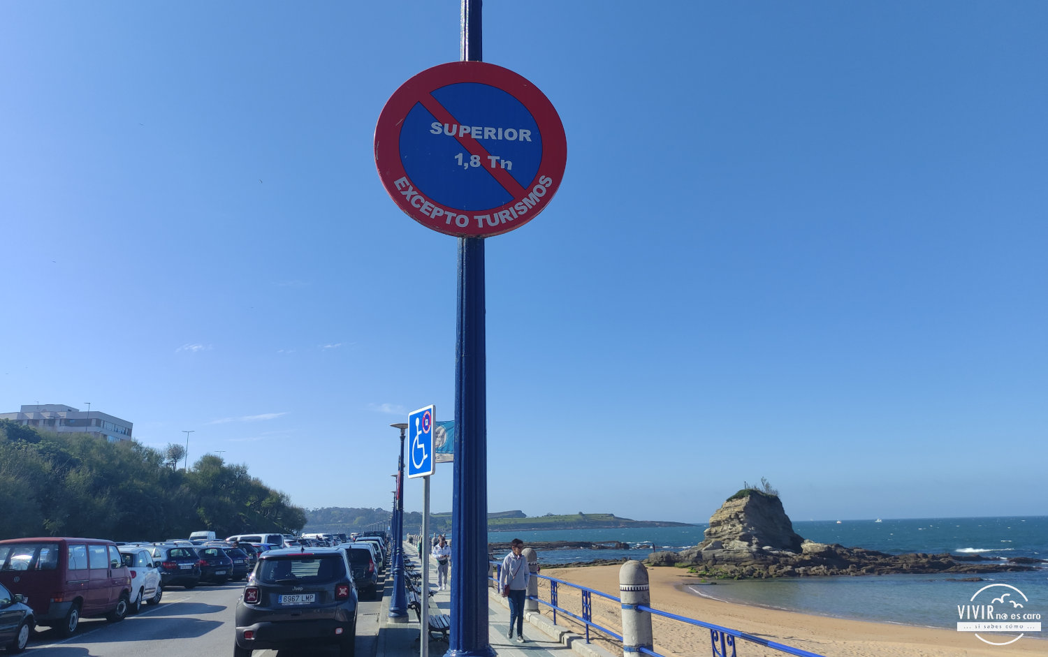Señal prohibido estacionamiento superior 1-8 toneladas en Santander