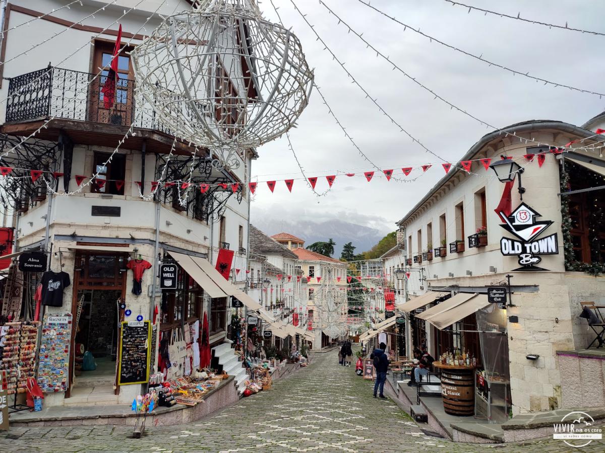 Bazar otomano de Gjirokaster (Albania)