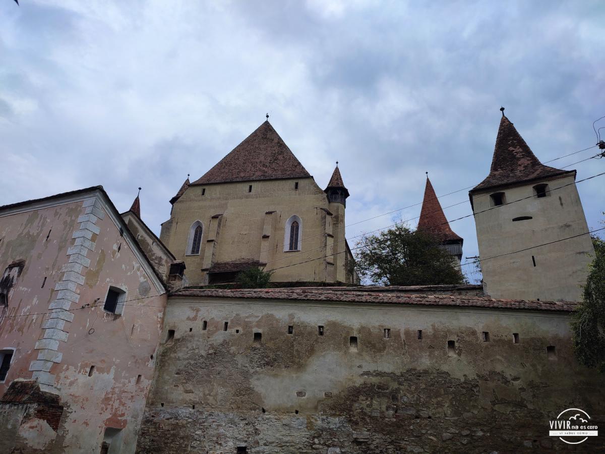 Torre triste en la Iglesia fortificada de Biertan (Rumanía)