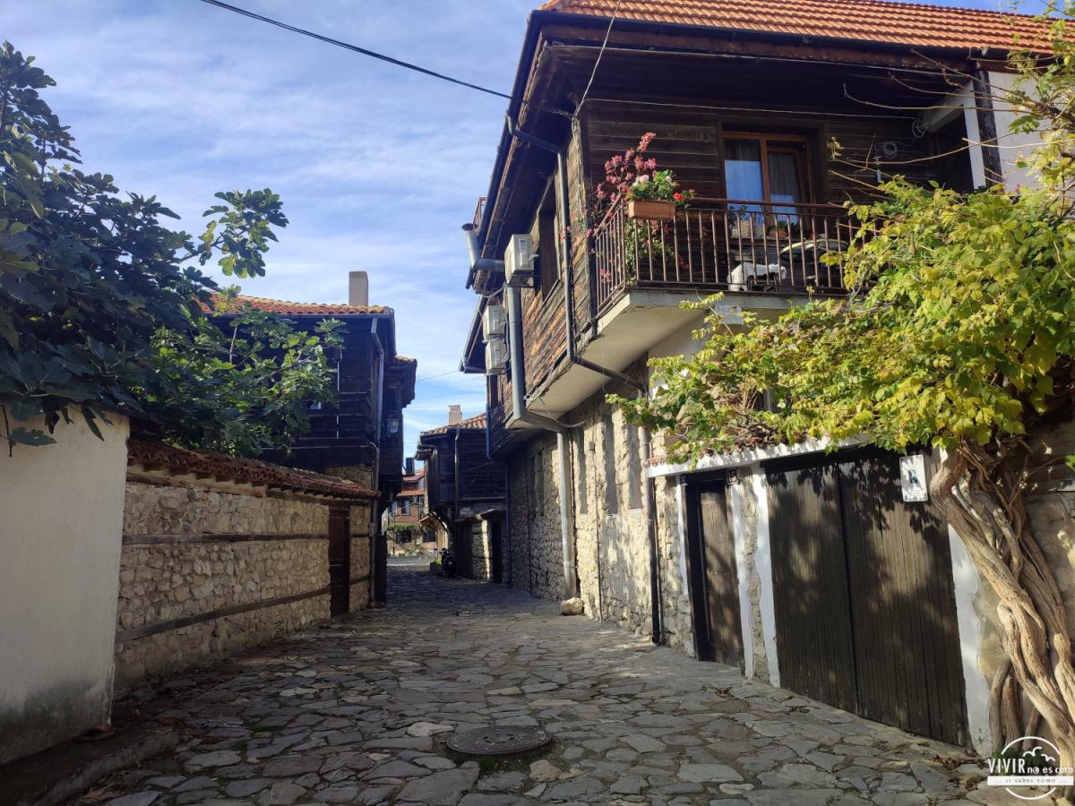 Nessebar: casas antiguas Renacimiento Bulgaria