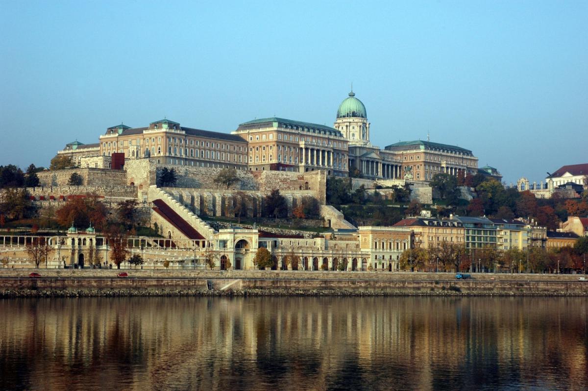 El Castillo de Buda desde Pest (Budapest, Hungría)