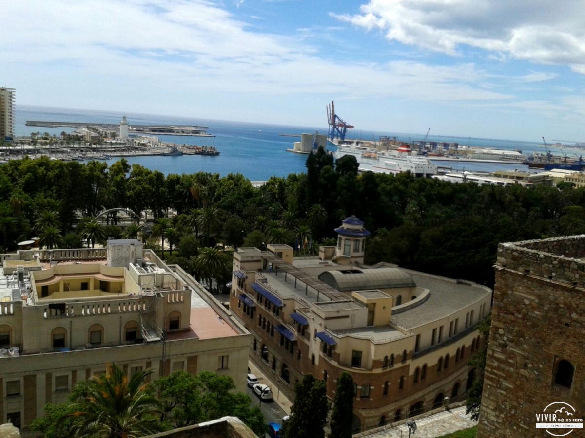 Puerto de Málaga desde la Alcazaba