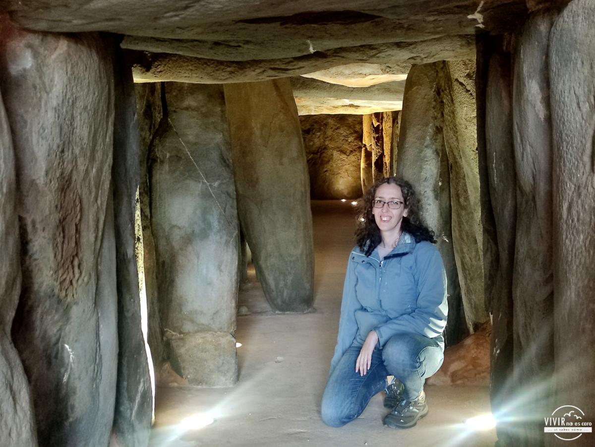 Interior del Dolmen de Soto en Trigueros (Niebla, Huelva)