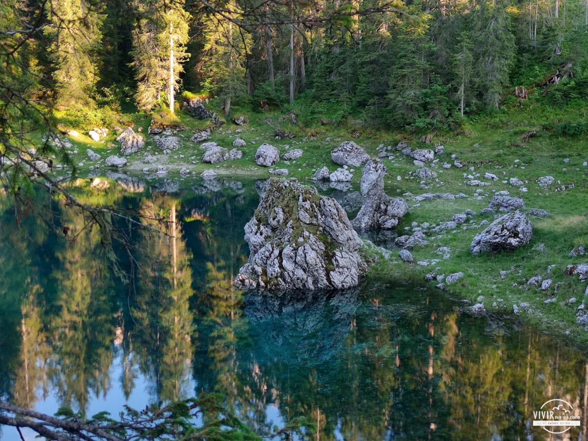 Lago di Carezza (Dolomitas, Italia)