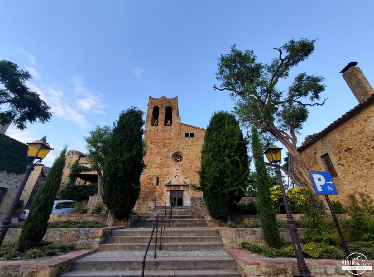 Iglesia de Sant Pere en Pals (Gerona)