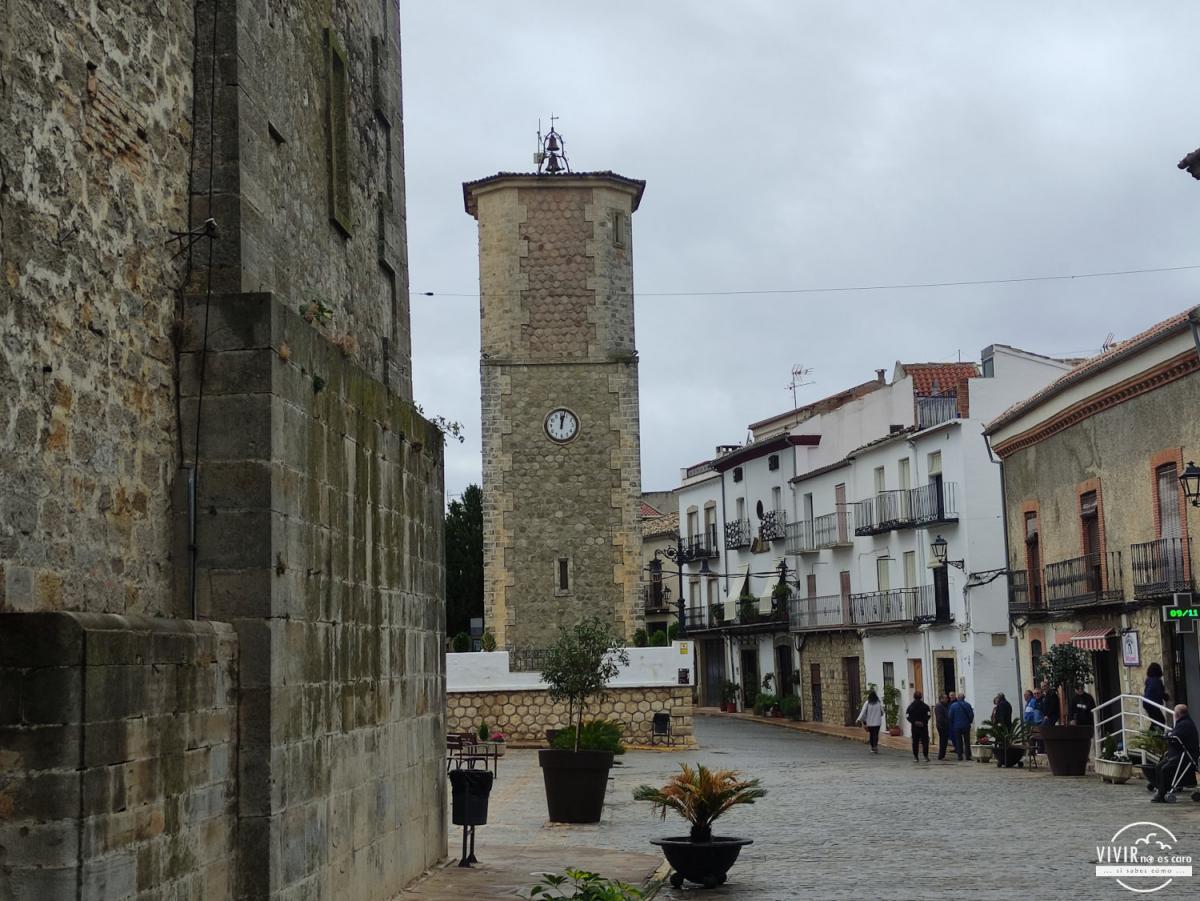 Torre del Reloj en Iznatoraf (Jaén)
