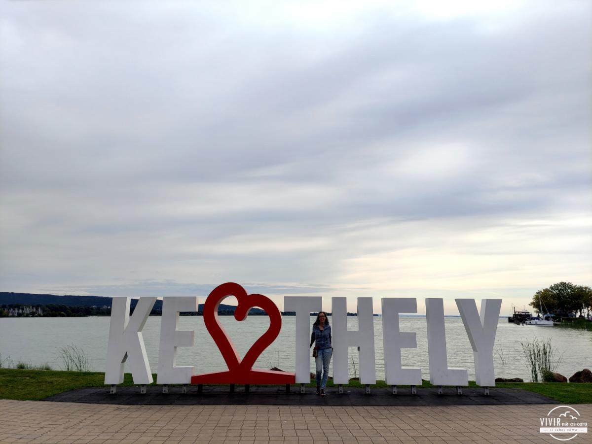 Letras Keszthely (Lago Balaton, Hungría)