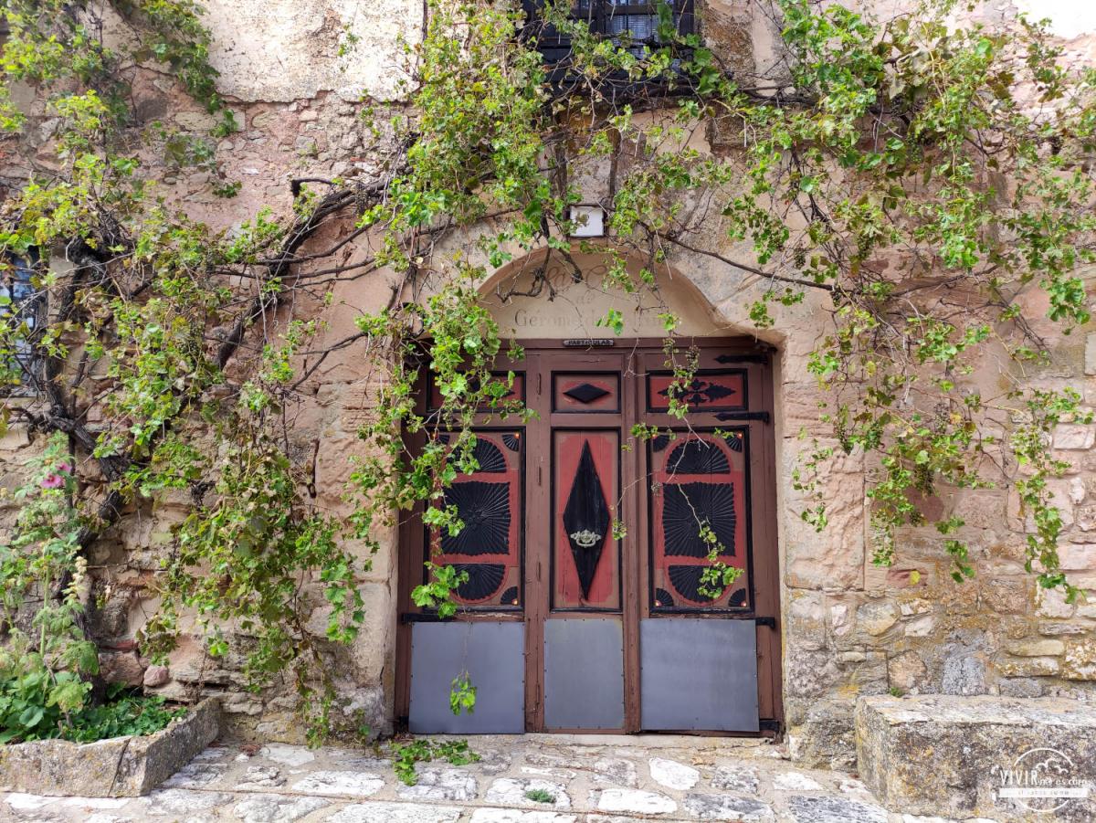 Puerta con encanto en Medinaceli (Soria)