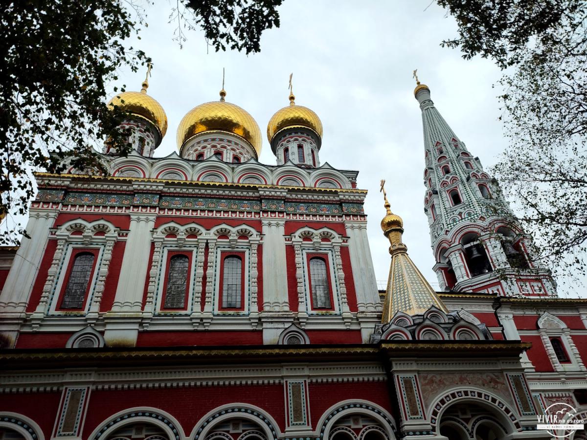 Iglesia rusa dorada de Shipka (Bulgaria)
