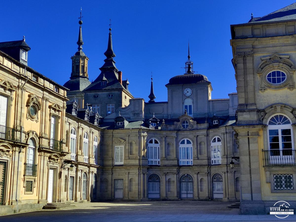 Fachada del Palacico Real de la Granja de San Ildefonso (Segovia)
