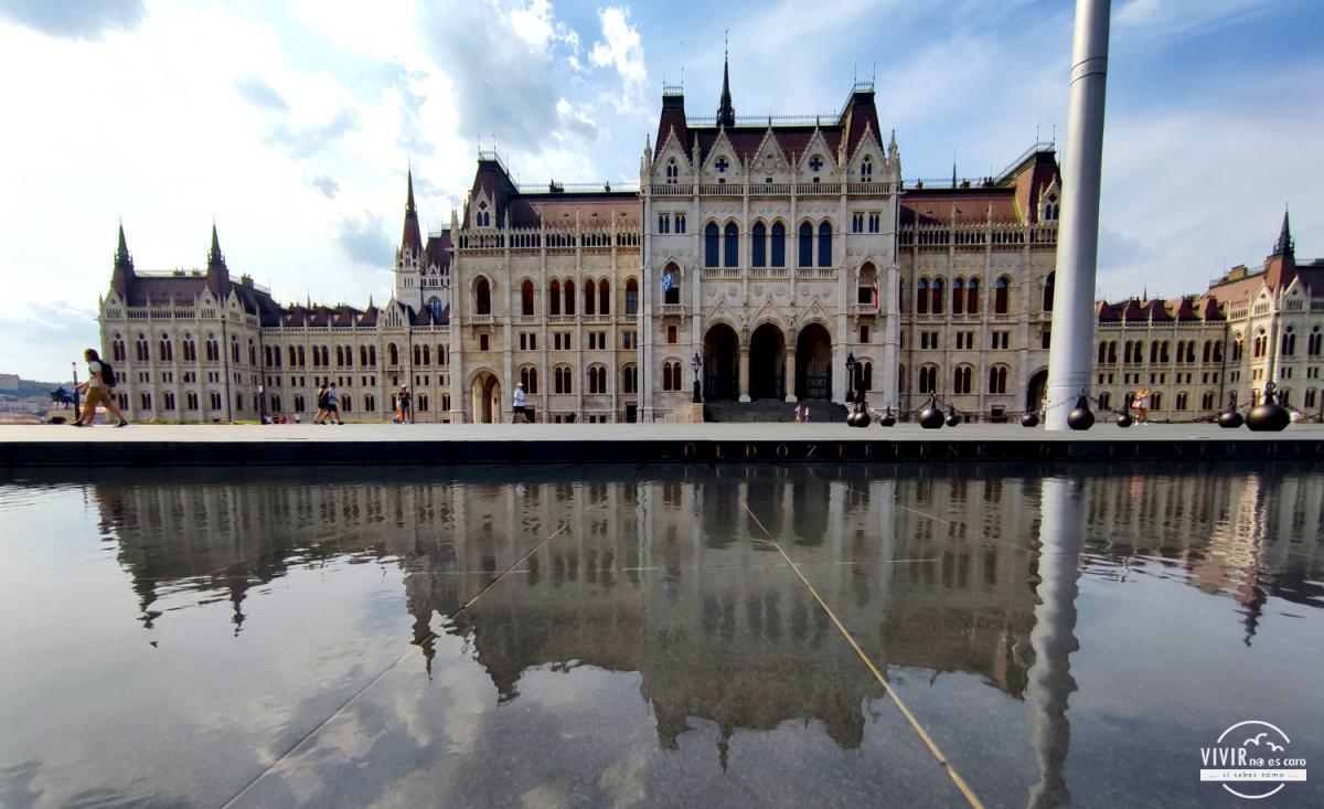 Fachada Parlamento de Hungría (Budapest)