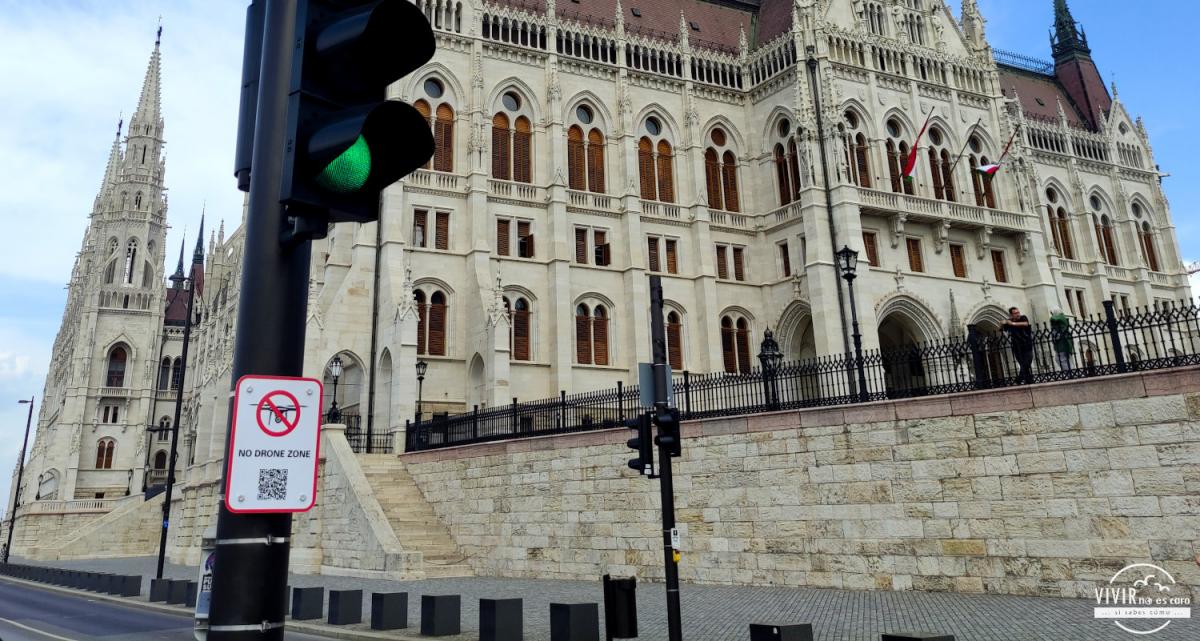 Parlamento de Hungría - prohibido volar drones