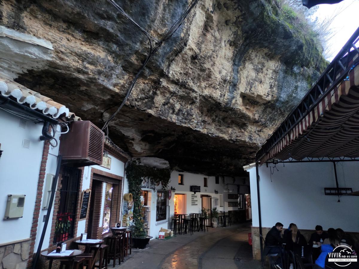 Cueva de la Sombra en Setenil de las Bodegas (Cádiz)