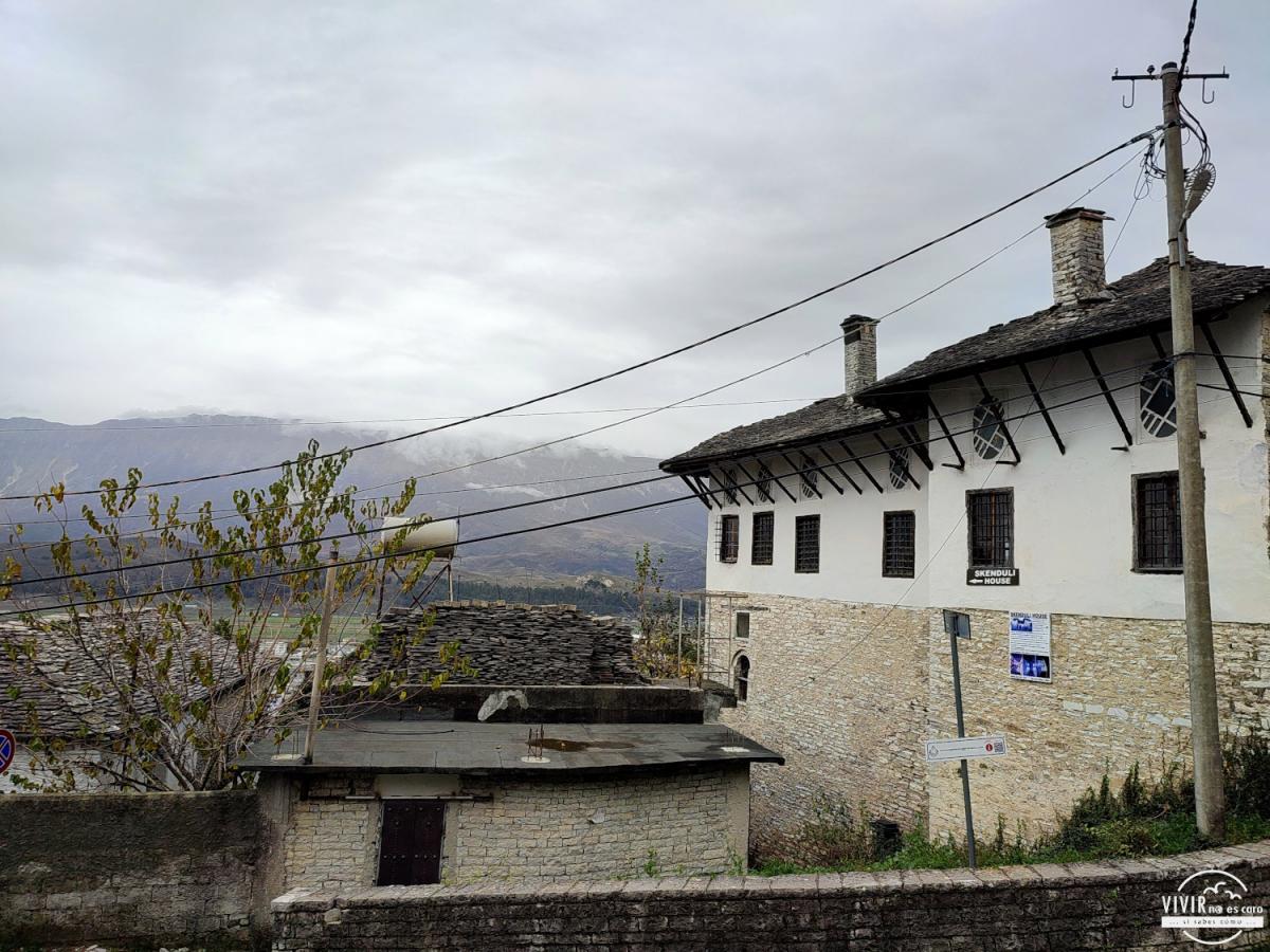Skenduli House en Gjirokaster (Albania)