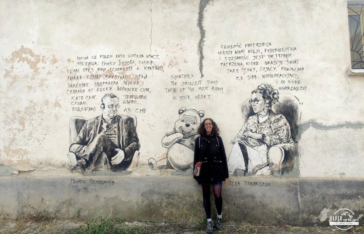 Staro Zhelezare: street art. Winnie the Po (Bulgaria)