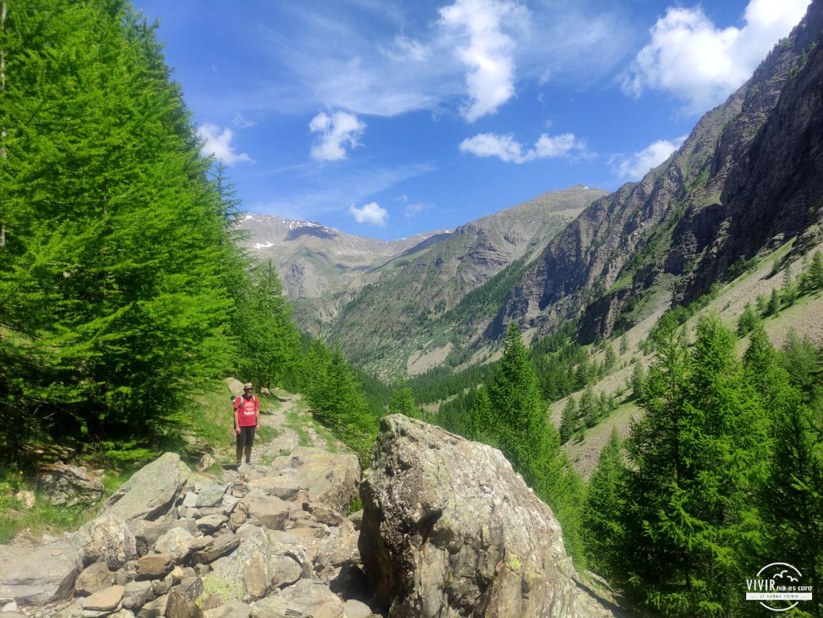 Valle de Crévoux a la Cascada de Razis (Alpes franceses)