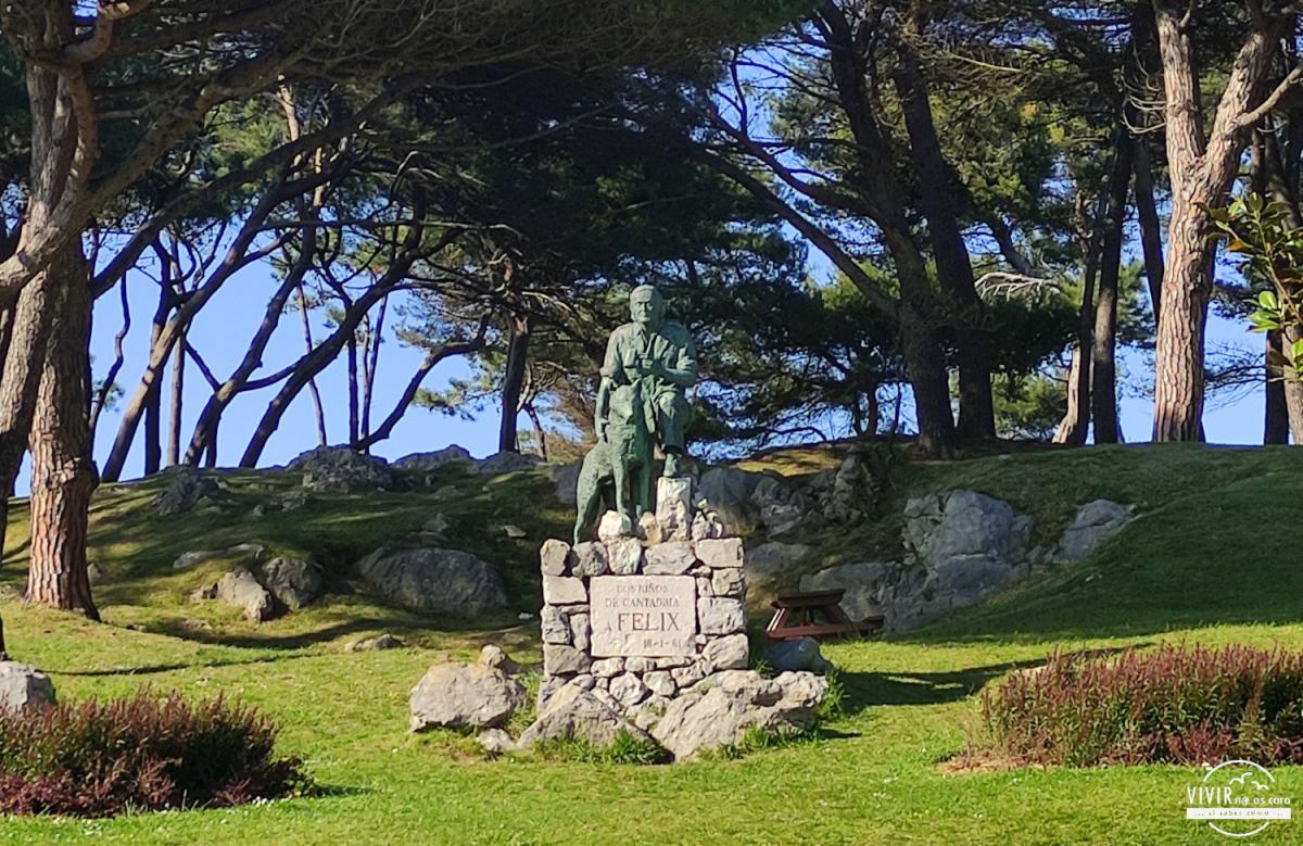 Escultura a Félix Rodríguez de la Fuente (Magdalena, Santander)