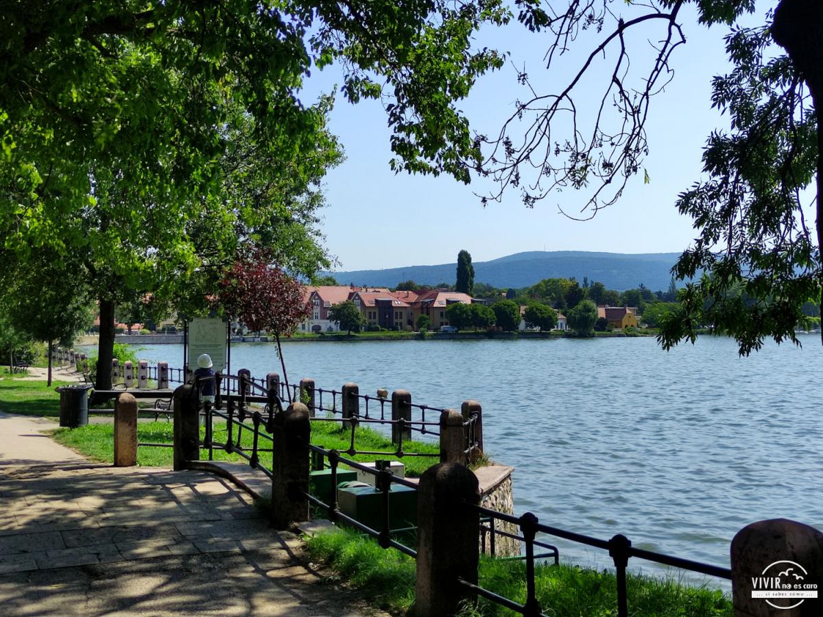 Tata: Ruta senderismo Lago Viejo (Hungría)
