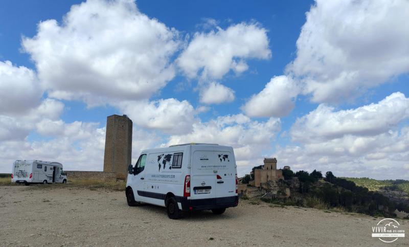 Alarcón en furgoneta camper o autocaravana