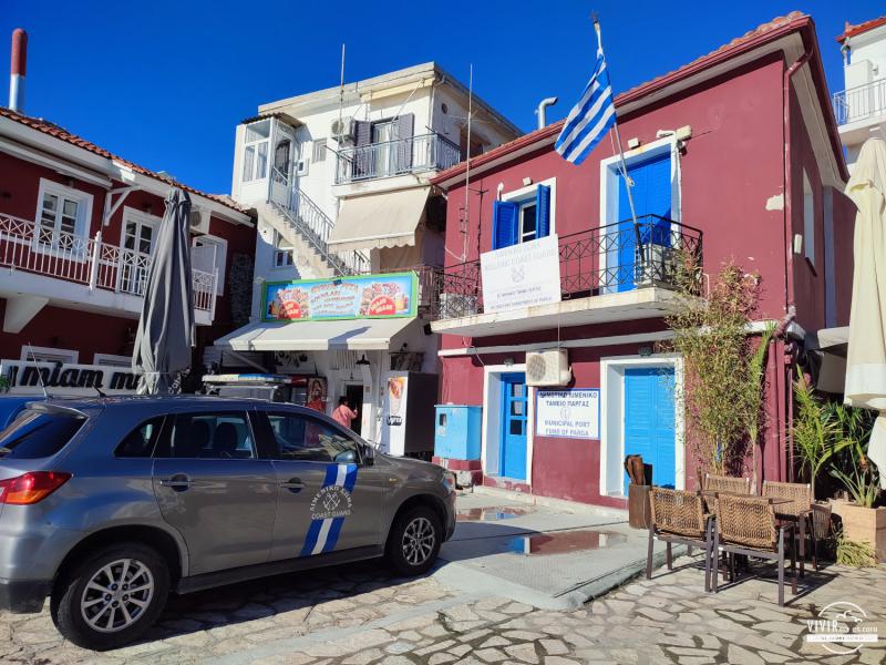 Coche guarda costera en Grecia