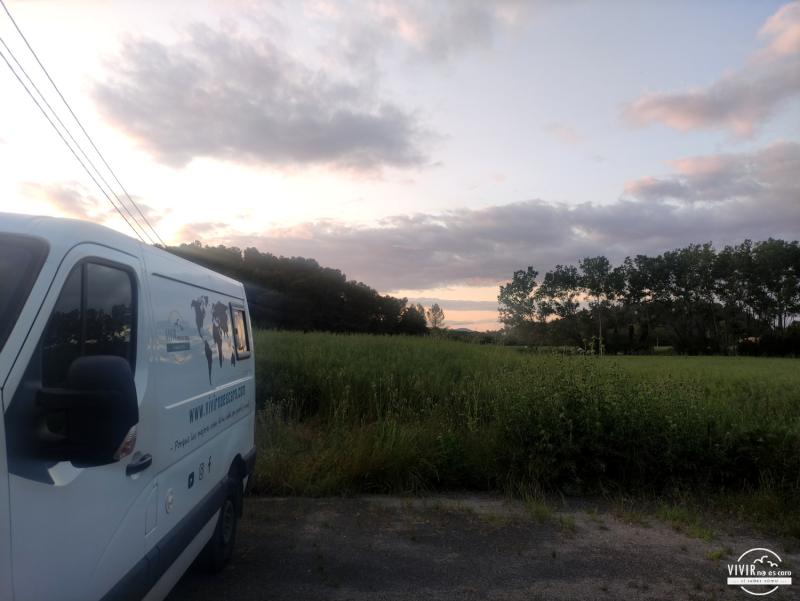 Pernocta libre en furgoneta camper cerca del Lago de Banyoles (Gerona)
