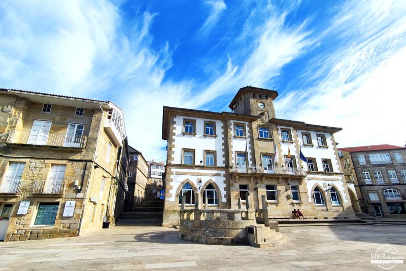 Muros: edificio del ayuntamiento
