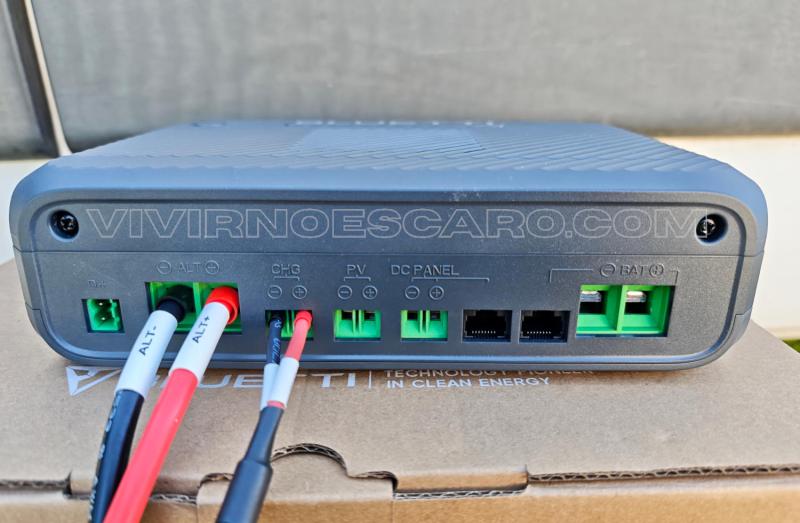 Puertos de la Bluetti Charger 2