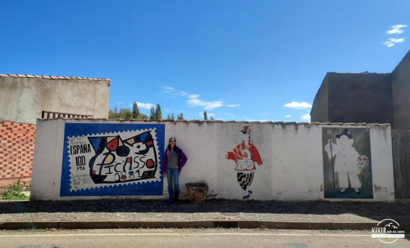 Caltojar: pueblo de Soria con murales de Picasso