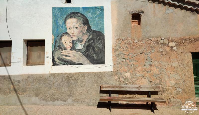 Caltojar: pueblo de Soria con murales de Picasso