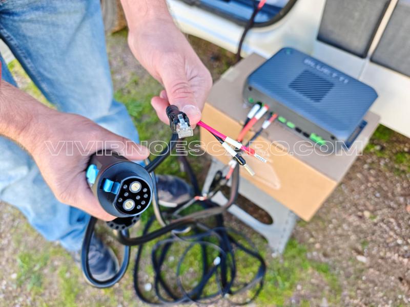 Charger 2 de Bluetti: Cable bidireccional