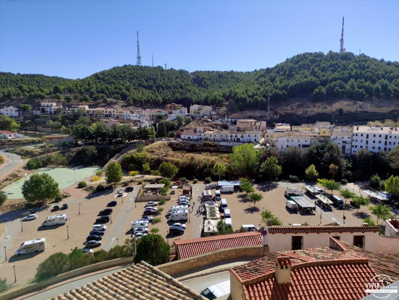 Área de autocaravanas y parking de Chinchilla de Montearagón