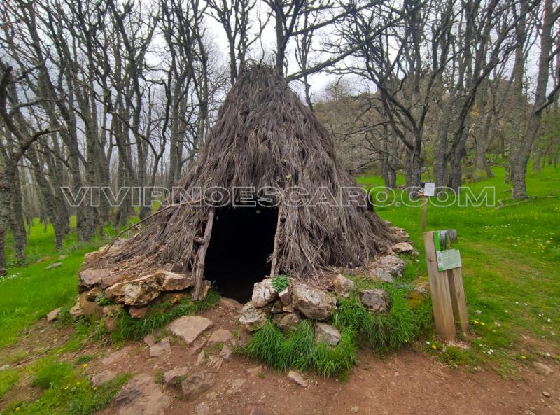 Chozo Arbejal (Senda del Oso de Palencia)