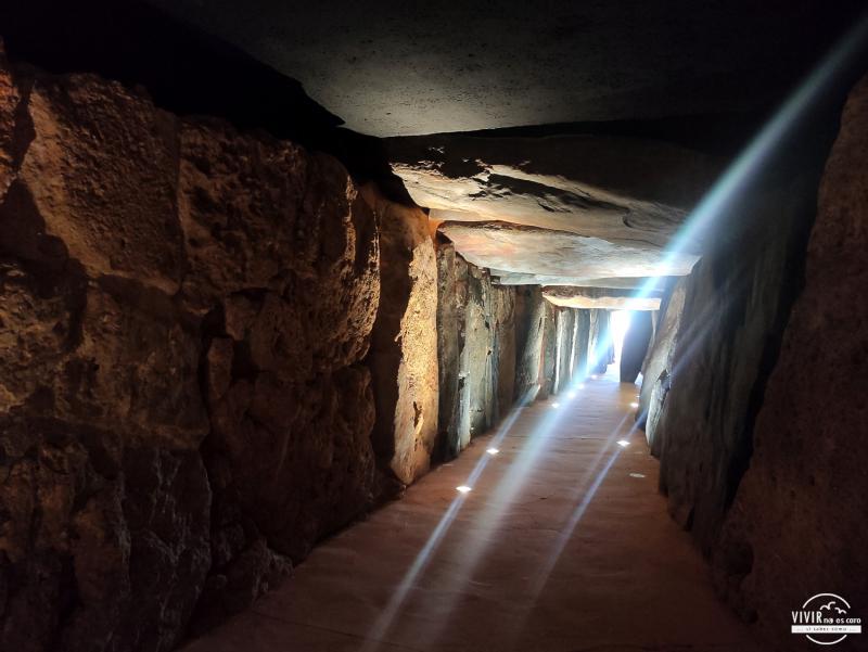 Interior del Dolmen de Soto de Trigueros (Niebla, Huelva)