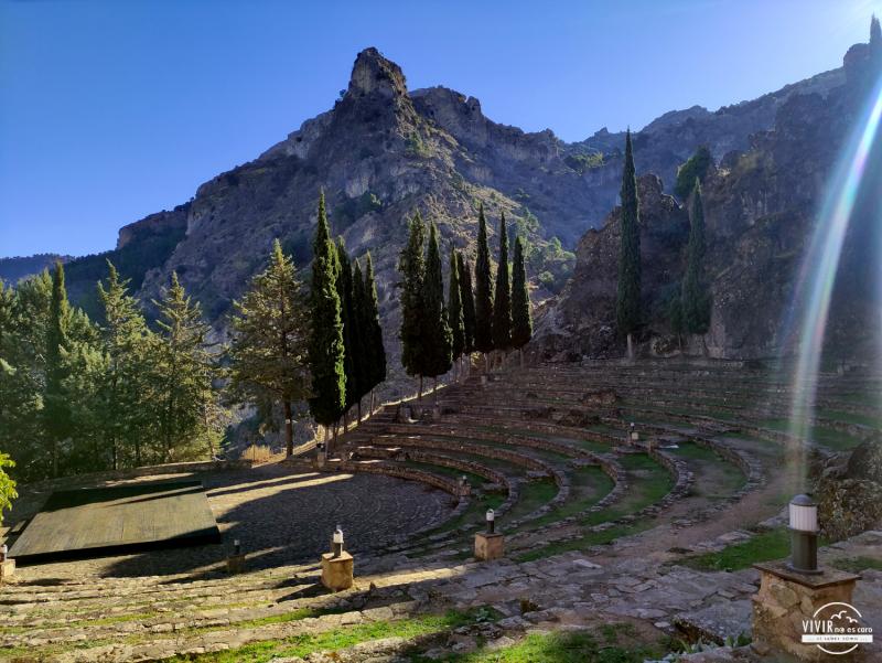 Falso anfiteatro romano de La Iruela (Cazorla, Jaén)