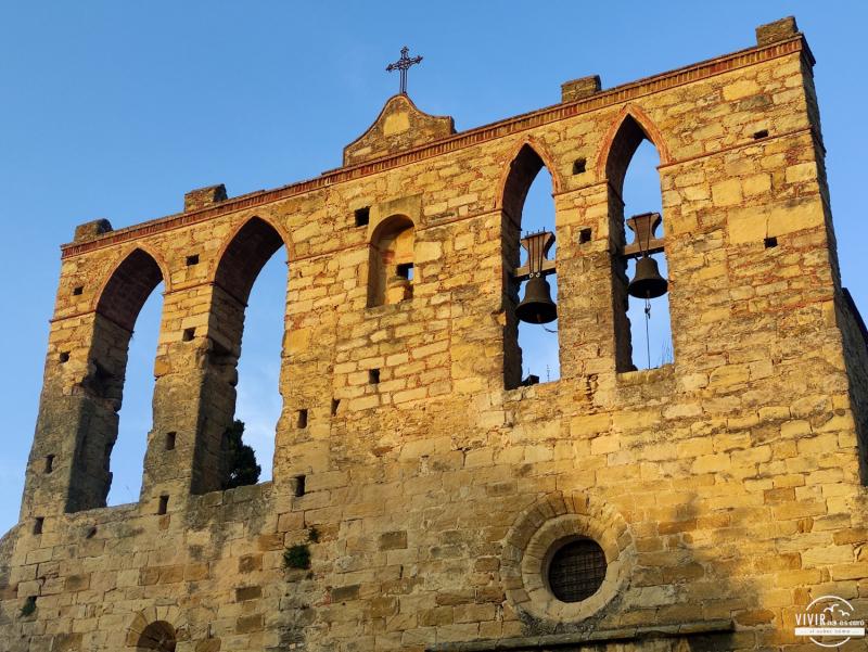 Iglesia de San Esteban de Peratallada (Bajo Ampurdán, Gerona)