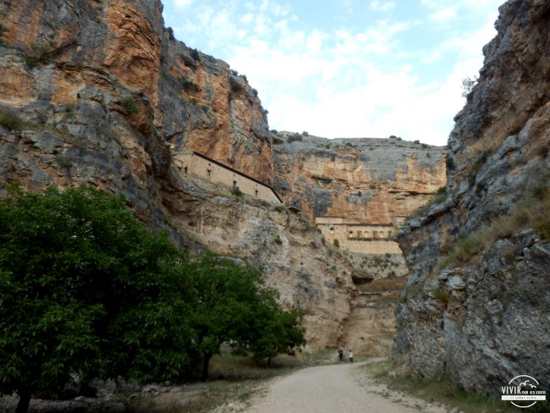 Alrededores del Monasterio de Piedra - El Santuario en la roca en Jaraba (Zaragoza)