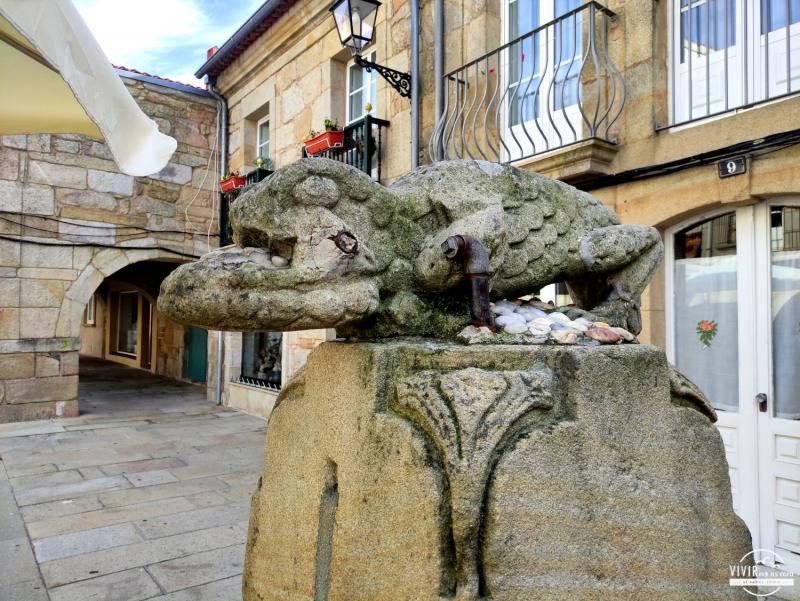 Muros: fuente del lagarto (A Coruña)