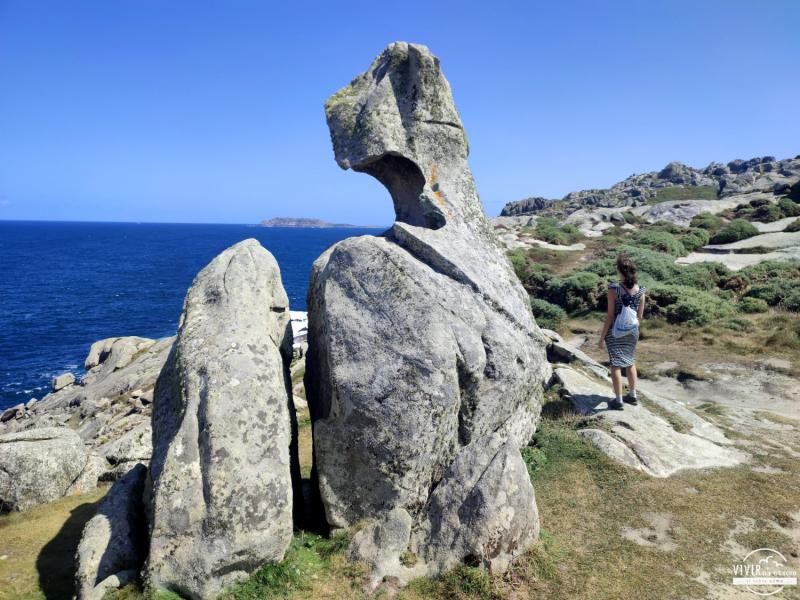 Rocas Faro Punta Nariga en Malpica de Bergantiños (Galicia)