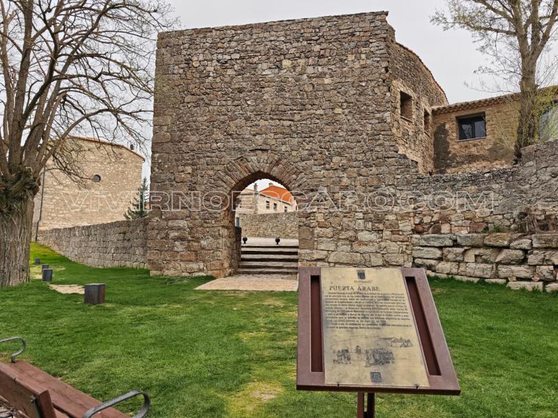 Medinaceli: puerta árabe